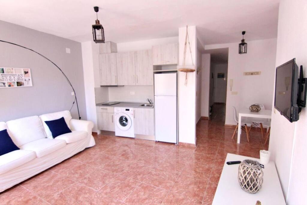 Precioso Piso Soleado, Con Vistas A Monumento. Wfi Lejlighed Almuñécar Eksteriør billede